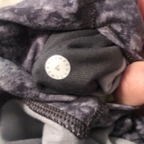 Lululemon align leggings - Picture 7 of 8